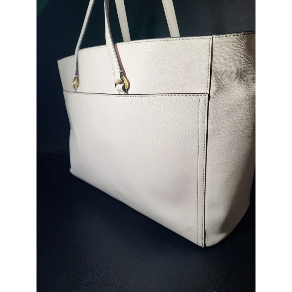 Tory Burch tory burch